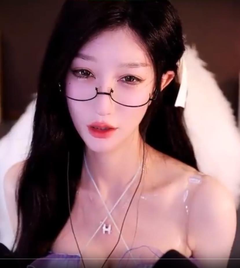 07140228.jpg ASMR 舒服的头部按摩,12睡前放松张爱玲Aily